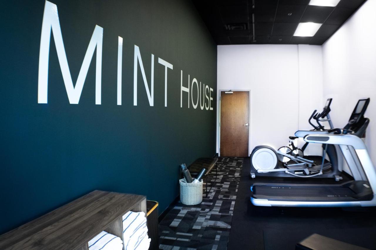 Mint House Greenville - Downtown Екстер'єр фото